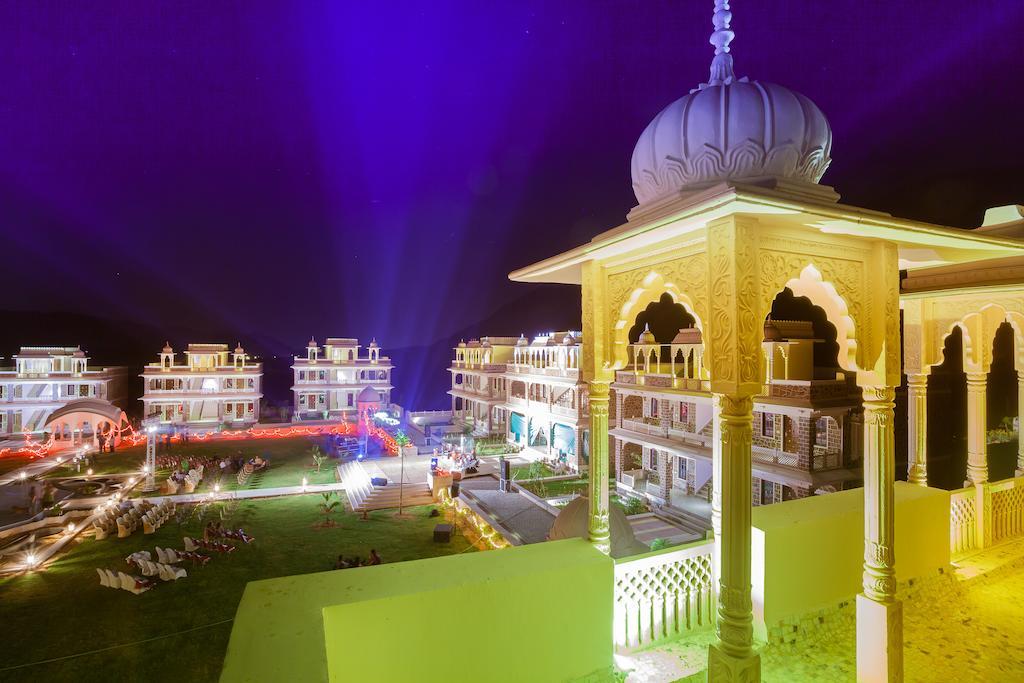 Bhanwar Singh Palace Hokaran Exteriör bild