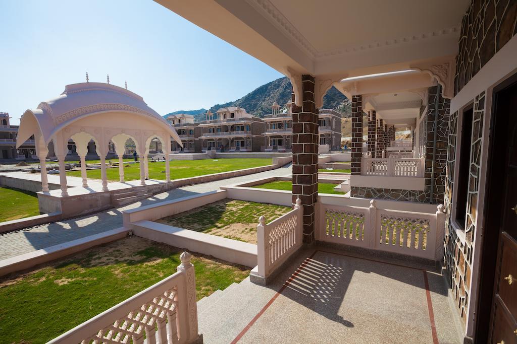 Bhanwar Singh Palace Hokaran Exteriör bild