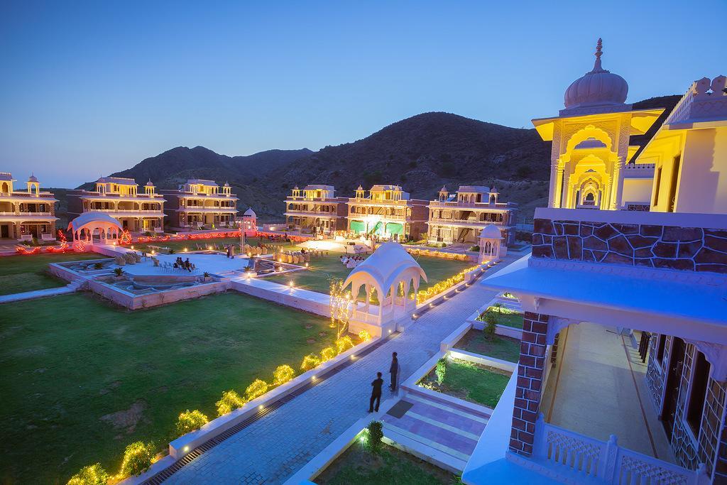Bhanwar Singh Palace Hokaran Exteriör bild