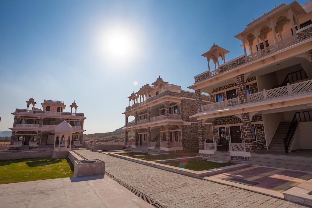 Bhanwar Singh Palace Hokaran Exteriör bild