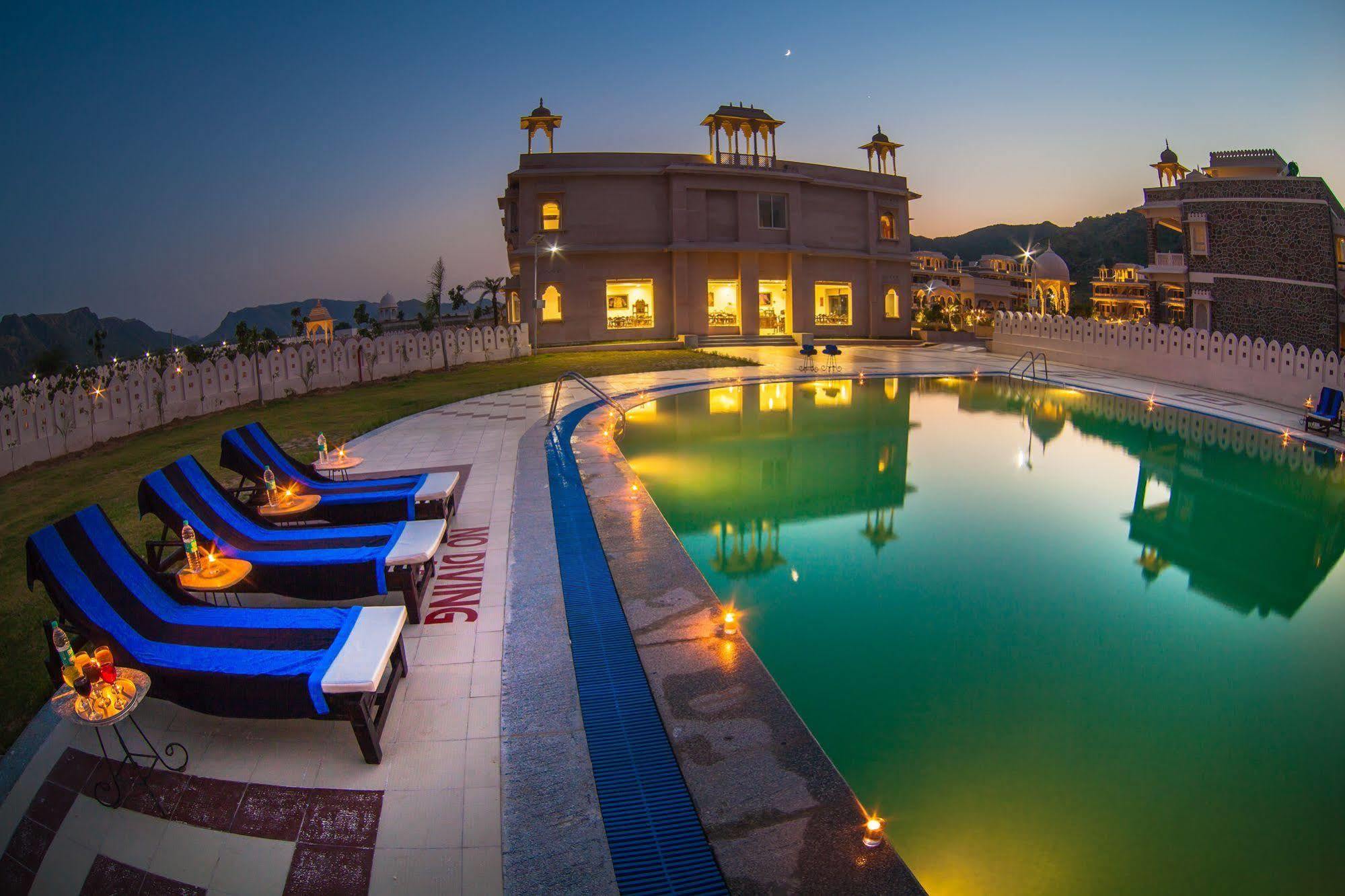 Bhanwar Singh Palace Hokaran Exteriör bild